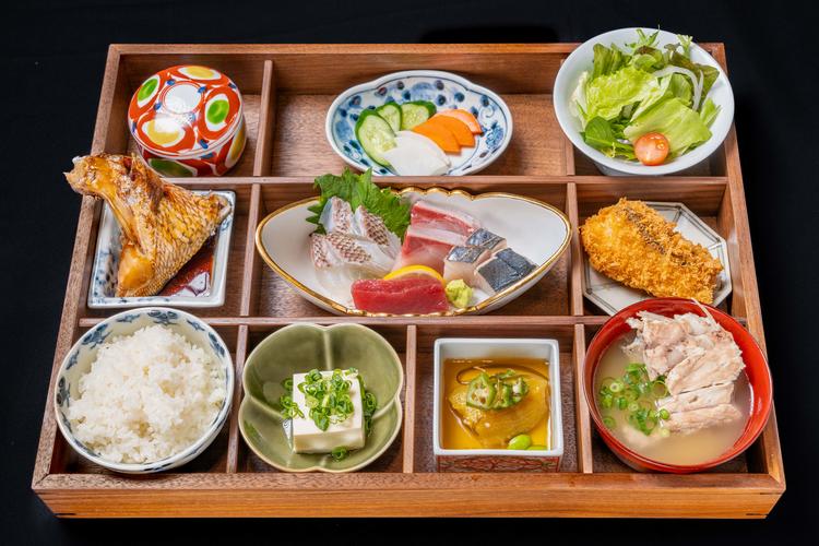 魚屋のごはん｜｜ショップ一覧｜ゆめタウン筑紫野｜イズミ・ゆめタウン公式サイト｜福岡県筑紫野市