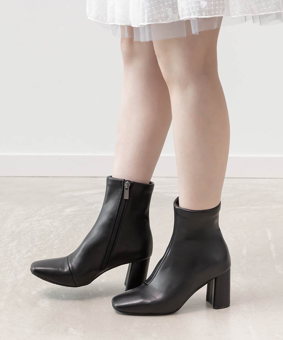 RANDA♡美品ショートブーツ RANDA(ランダ)晴雨兼用 ベーシックラウンドスクエアショートブーツ