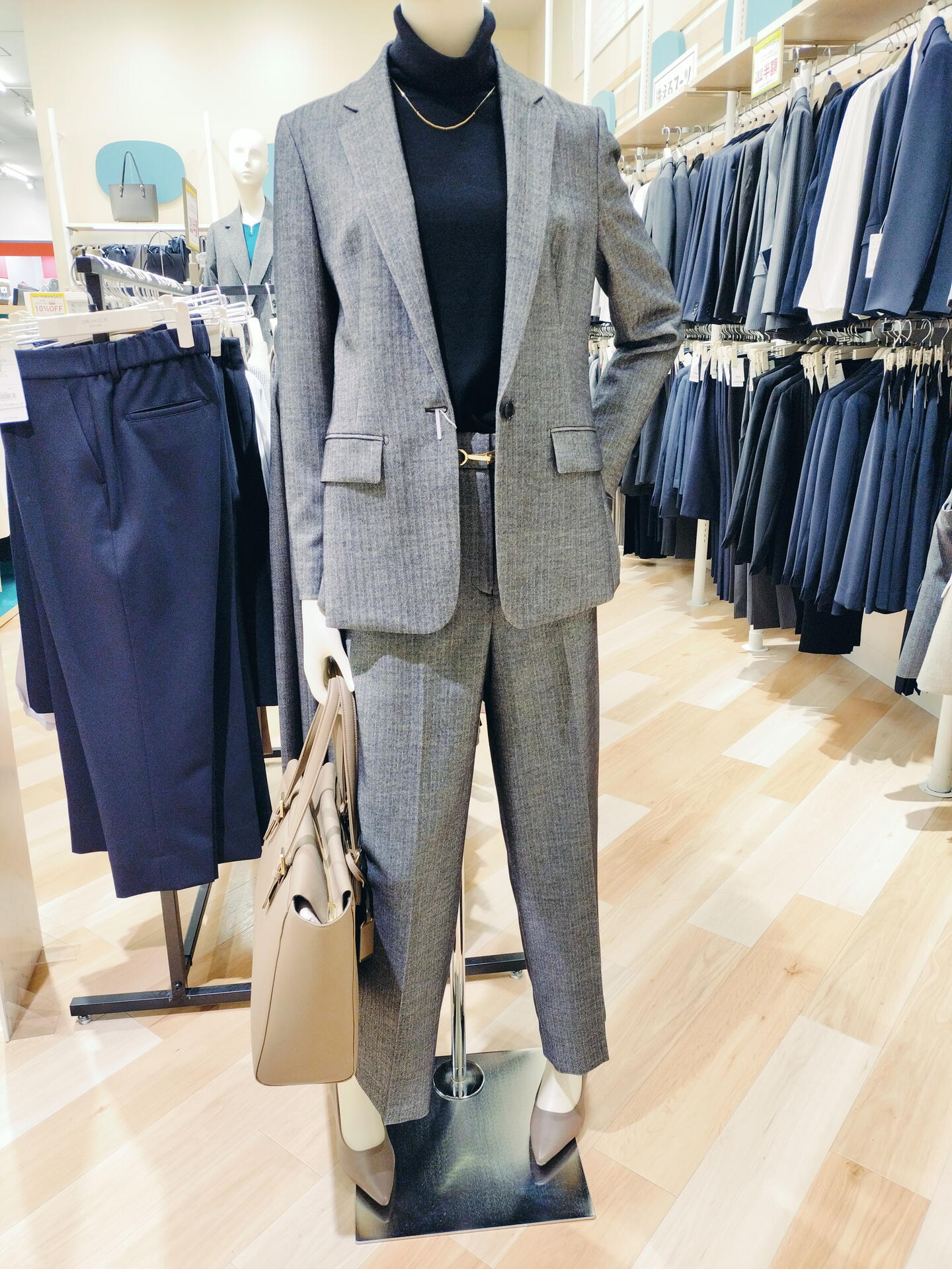 チョコクッキーさん専用【未使用・タグ付】オリヒカ　レディーススーツセットアップ チョコクッキーさん専用【未使用・タグ付】オリヒカ レディーススーツ