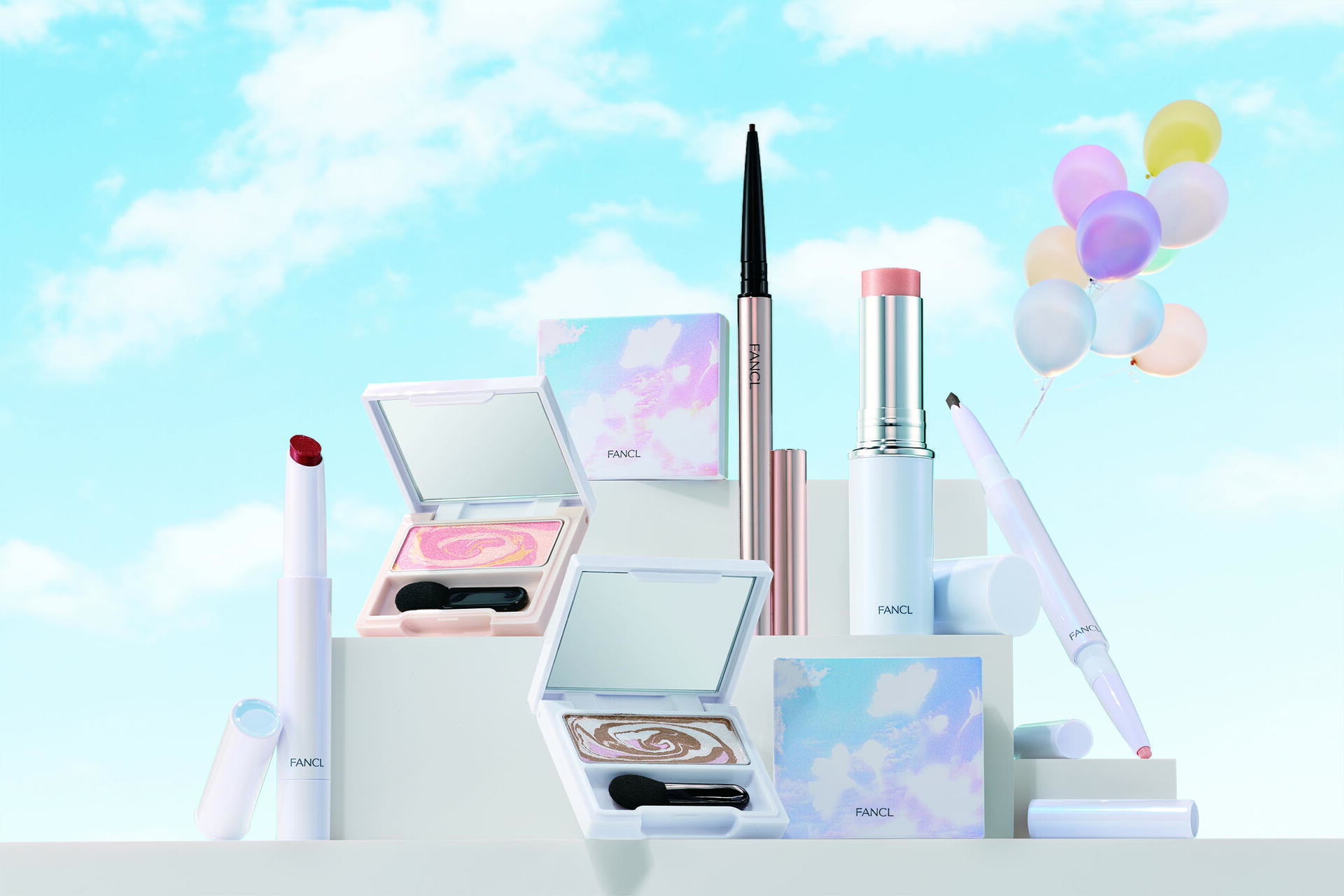 ふんわり混ざり合うカラーが立体感を生み出す限定メイク｜ファンケル