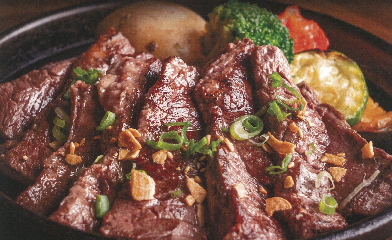 お肉に合う。合う。特製ソース。｜いしがまやハンバーグ｜ショップ