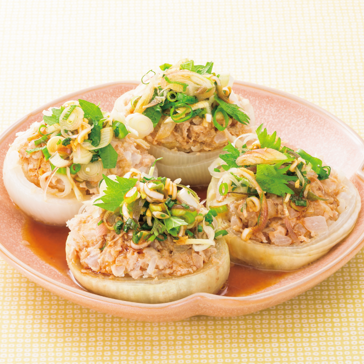 新玉のレンチン肉詰め 香味野菜のせ