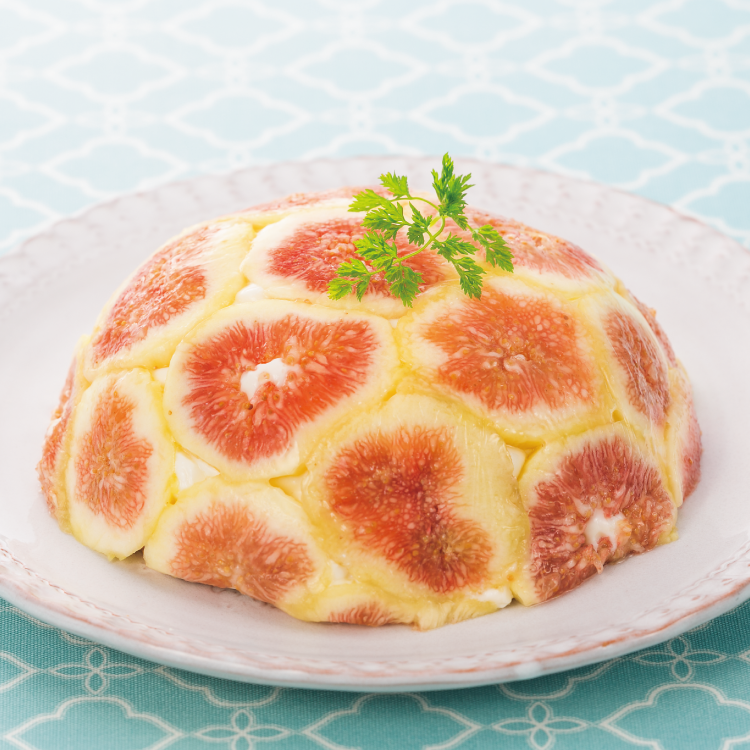 イチジクのドームレアチーズケーキ
