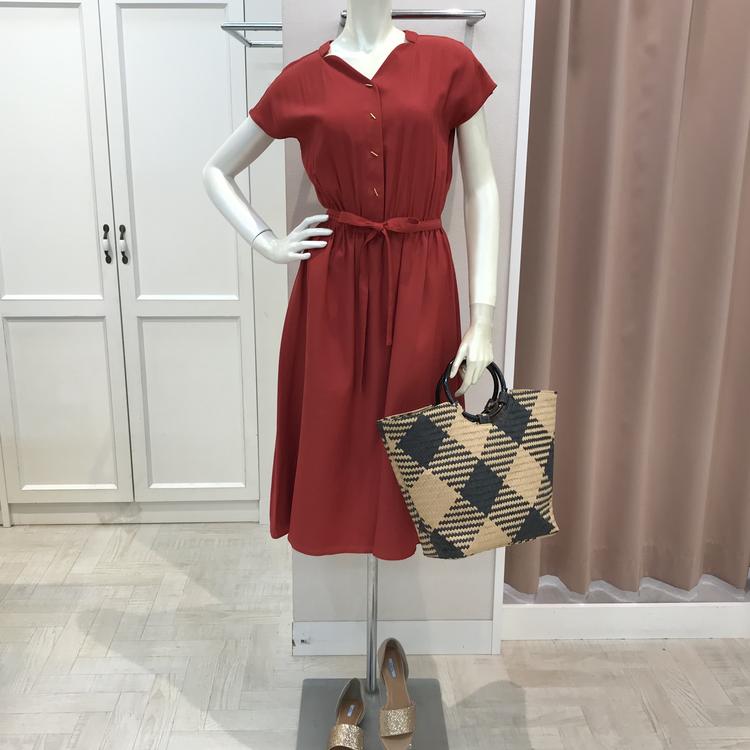 普段着にも仕事着にも使える ワンピース エイミーパール ショップニュース ゆめタウン山口 イズミ ゆめタウン公式サイト 山口県山口市