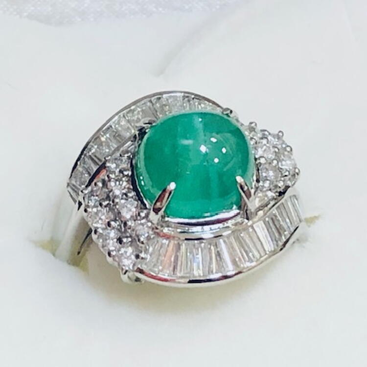 売約済み 買取専門店のジュエルカフェです☆エメラルドリングお買取しました