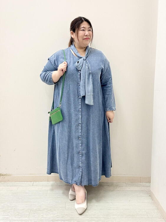 大きいサイズ】1枚で華やかな印象に！着心地抜群デニムワンピース