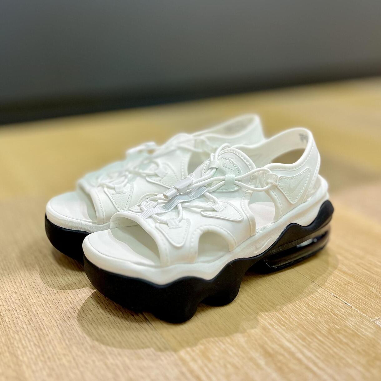 ここ NIKE ナイキエア マックスココ (ブラック) [匿名発送] 専門家監修